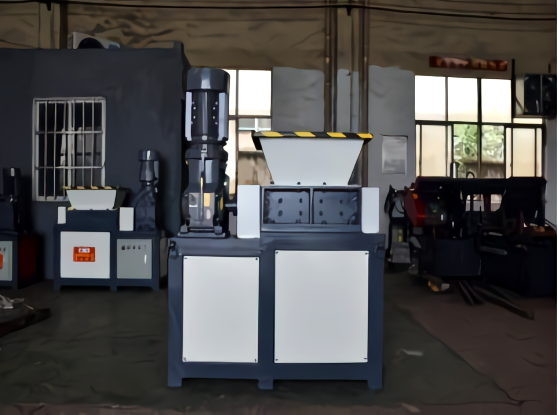PN1-R 200 Single drive double shaft shredder